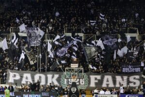 ΠΑΟΚ - Μπιλμπάο: Τρέλα για τον τελικό - «Όλοι ασπρόμαυρα και κασκόλ!»