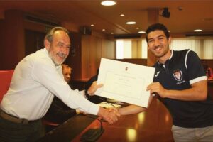 Παναγιώτης Τσίκνας: Η μάχη Ρεάλ - Ατλέτικο η επταετία με τον Ραούλ και ο ΠΑΟΚ