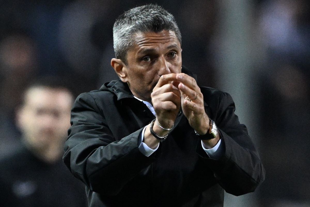 «Ο Λουτσέσκου μένει στον ΠΑΟΚ» σύμφωνα με τους Ρουμάνους