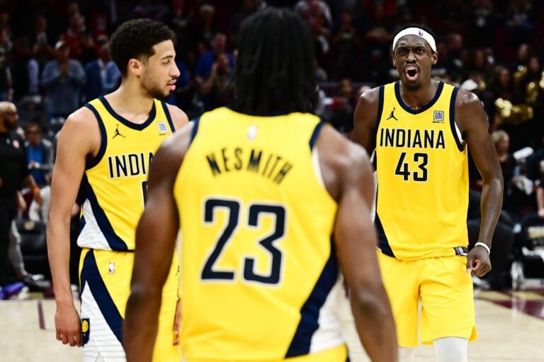 NBA: Οι Πέισερς επέστρεψαν από το -17 μέσα σε τρία λεπτά και «σόκαραν» τους Νιου Γιορκ Νικς (vids)