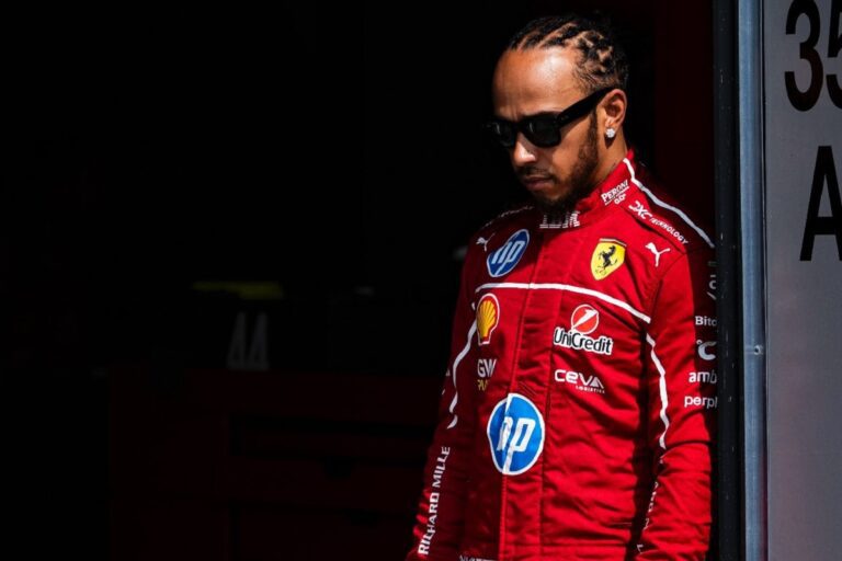 Formula 1: «Ξέσπασμα» Χάμιλτον και «βολές» για τη Ferrari