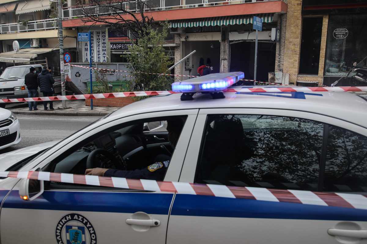 Ταυτόχρονες εμπρηστικές επιθέσεις σε πολυκατοικίες όπου μένουν οπαδοί μεγάλης ομάδας της Αθήνας