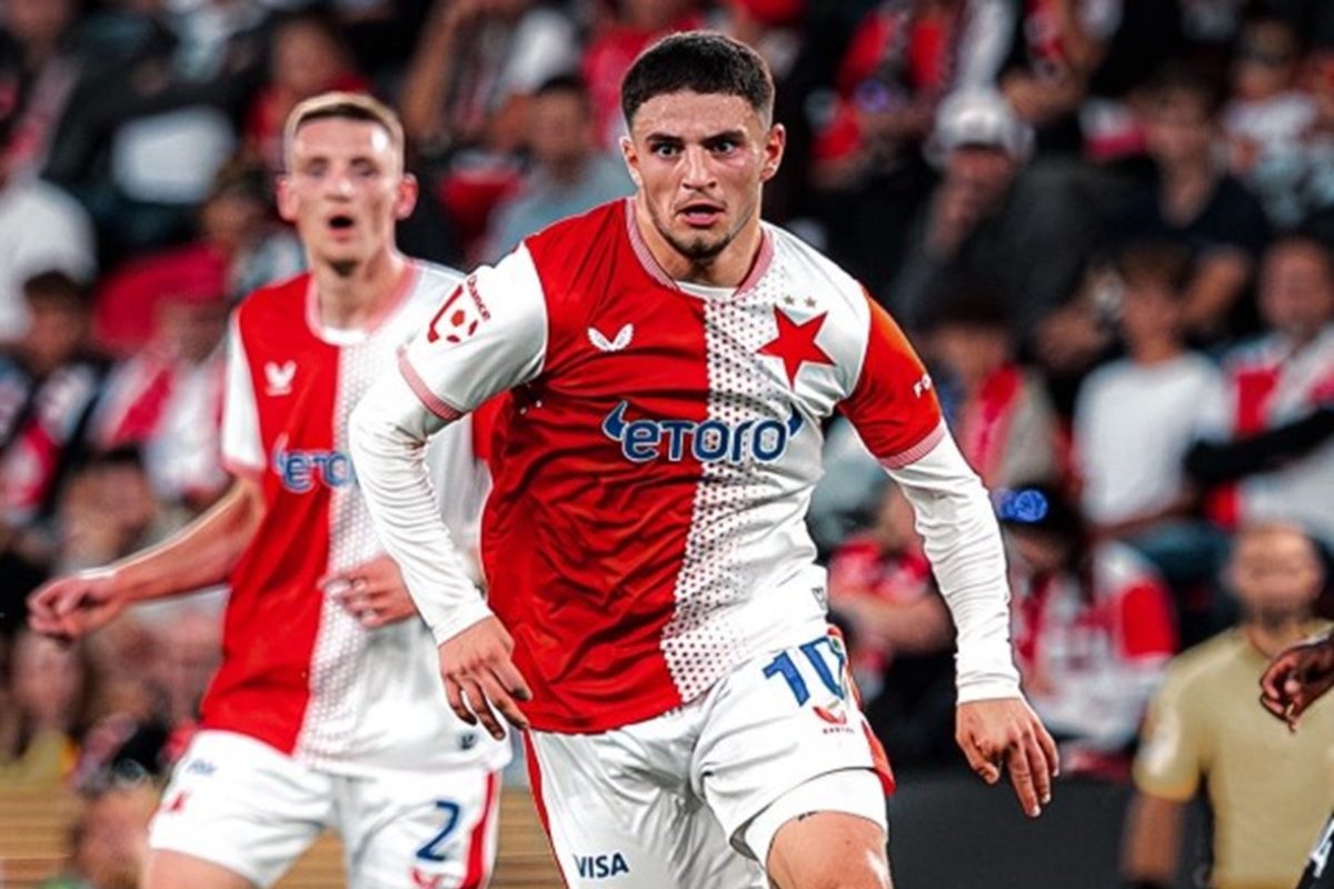 Γεμάτη εμφάνιση στο ντεμπούτο του στο Champions League ο Ζαφείρης (vid)