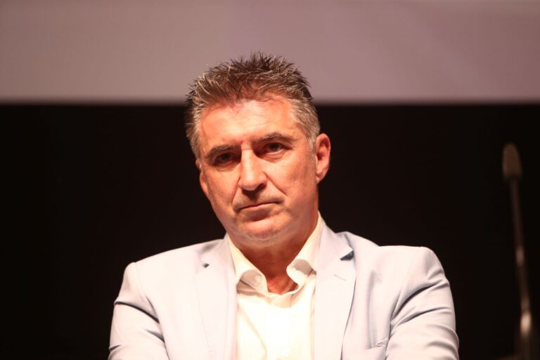 Ζαγοράκης: «Εγινα πρόεδρος διότι ο κόσμος είχε πάρει όλη την ευθύνη και έπρεπε κάποιος να ηγηθεί…»