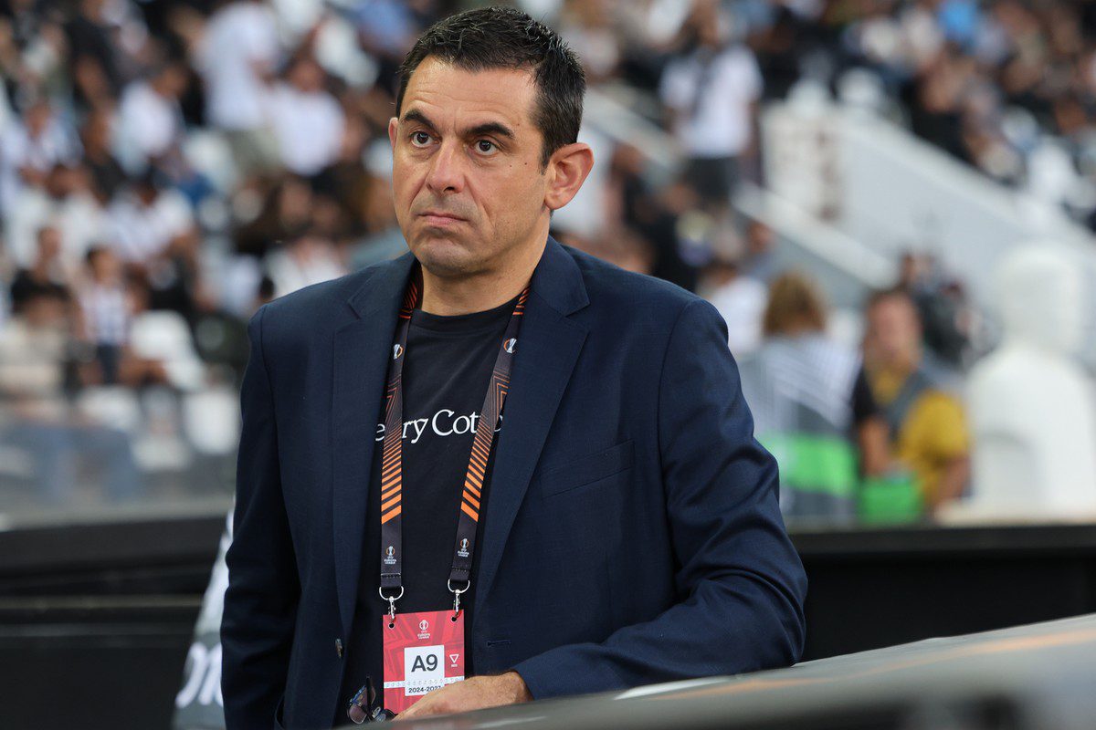 «Πινγκ Πονγκ» ανάμεσα σε ΠΑΕ και ΑΣ ΠΑΟΚ