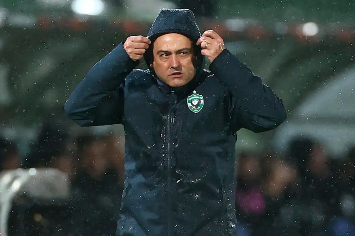 Η Λουντογκόρετς απέλυσε τον προπονητή της