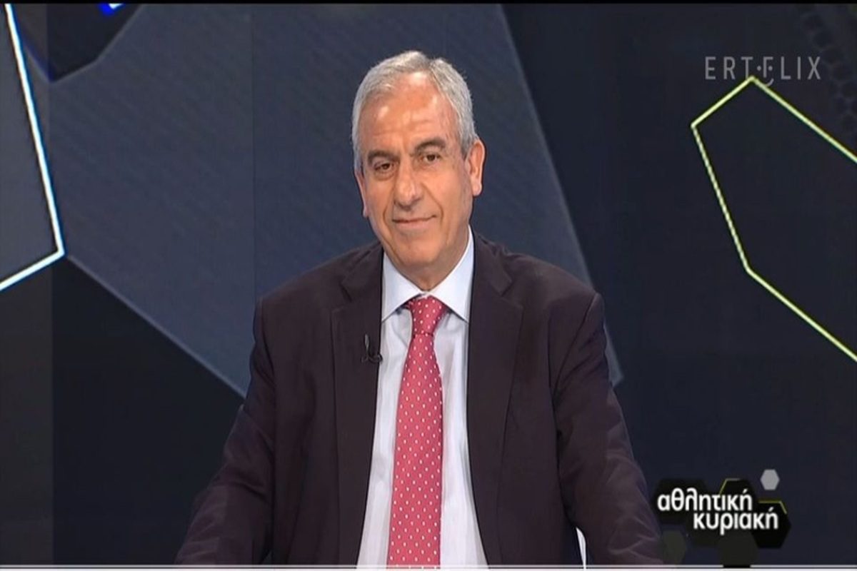 Βαρούχας: Δύο κόκκινες σε ΑΕΚ, αποβολή Σιπιόνι! Ξεκάθαρος για "πέναλτι" ΠΑΟ