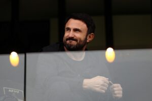 Άρης: Γιούχα σε Καρυπίδη και ομάδα από τον κόσμο!