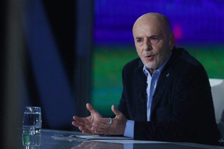 Αλαφούζος: «Εμείς δεν ανατινάζουμε φούρνους ούτε δέρνουμε διαιτητές!»