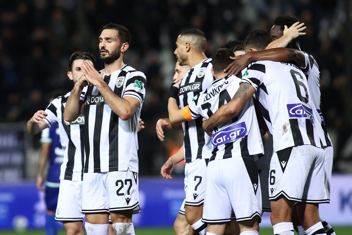 Βαθμολογία Super League: Συνεχίζεται η μάχη για τρεις με τη νίκη της ΑΕΚ κόντρα στον Άρη