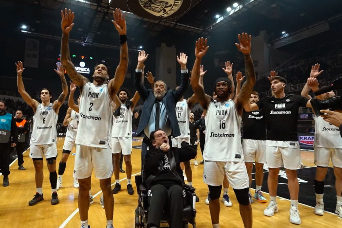 Το «πάρτι» του ΠΑΟΚ με τον κόσμο και τον Γιαννάκη (video)