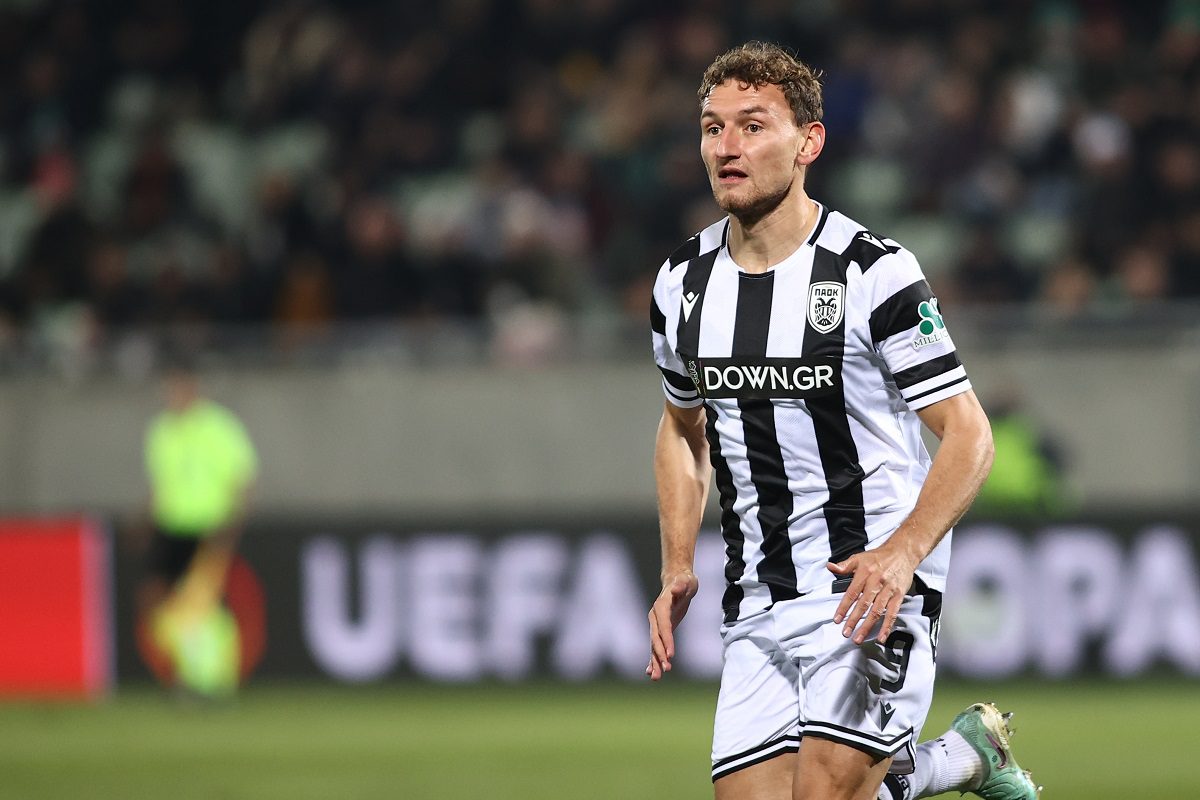 Μάνατζερ Τσάλοφ: «Δεν φταίει αυτός, κάνουν λάθος και ελπίζω να αποχωρήσει» - Αιχμές για Λουτσέσκου