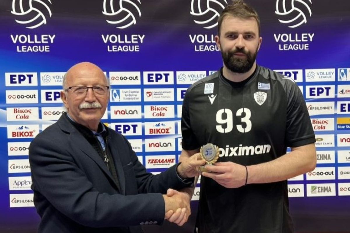 Ξέσπασμα Κοβάσεβιτς για την κόκκινη κάρτα: «Είναι ντροπή!»