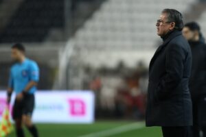Παπαδόπουλος: «Αν συνεχίζαμε έτσι θα δεχόμασταν 6-7 γκολ, ομάδες σαν τον ΠΑΟΚ σε σκοτώνουν»