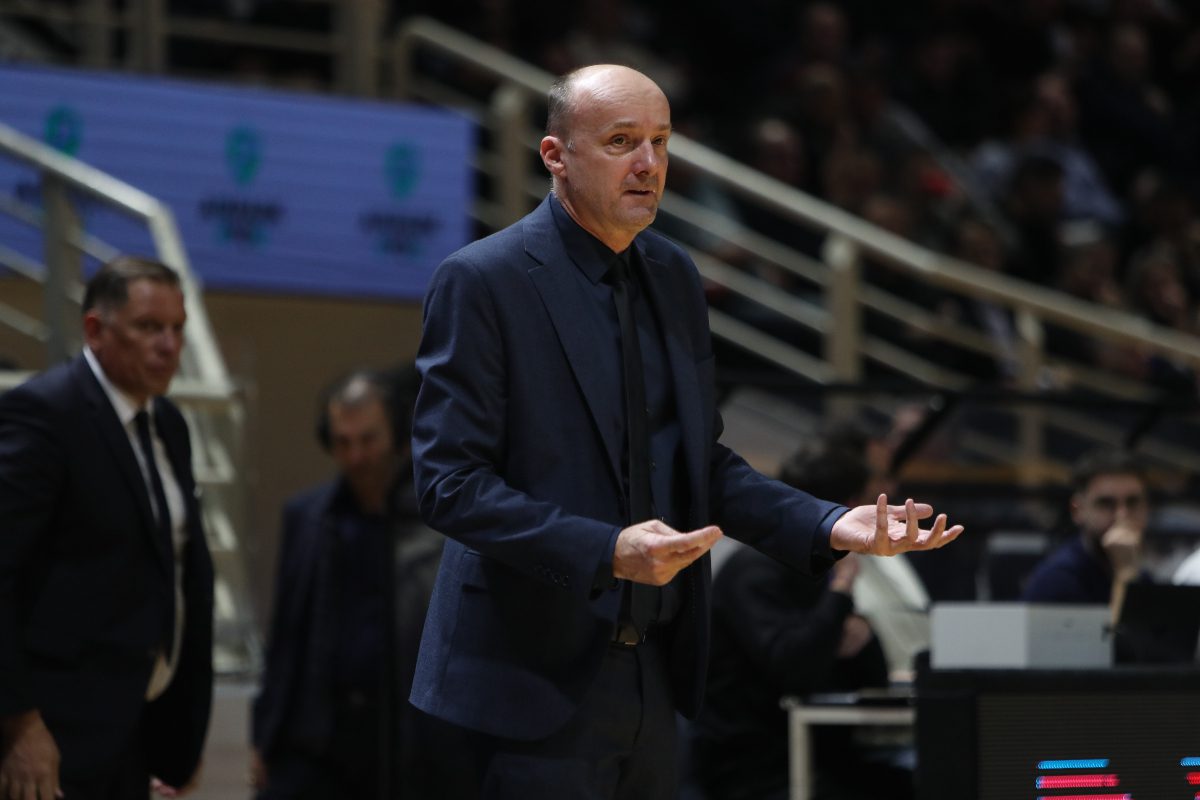Ζντοβτς: «Είμαστε χαρούμενοι για την παρουσία του κ.Μυστακίδη» – Τι είπε για τις μεταγραφές