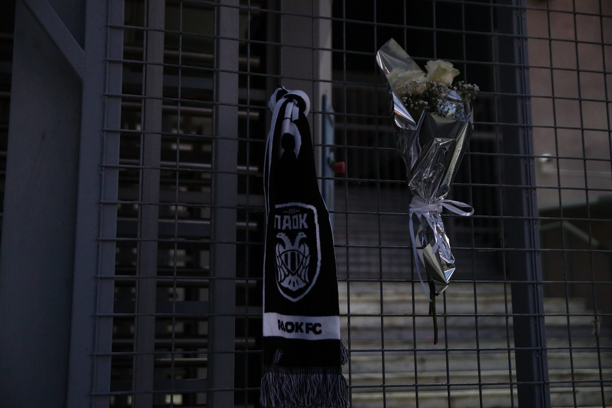 Συγκλονίζουν οι Βόρειοι για τον οπαδό που «έσβησε» στη Λάρισα: Ο «Μονσελάς» δεν είναι πια μαζί μας!