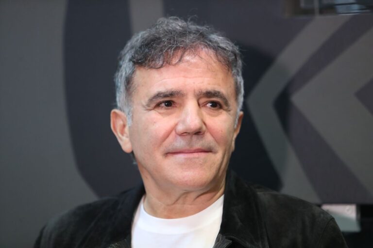 Κοτζιάς: «Μυθικό μπάτζετ ο Μυστακίδης-Το καλοκαίρι θα γίνουν τρομερά πράγματα!» (vid)
