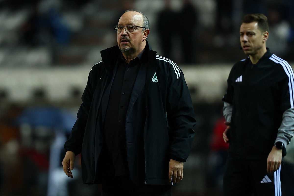 Μπενίτεθ σε παίκτες: «Θέλετε να με διώξετε» - Όλα ανοιχτά για το μέλλον του