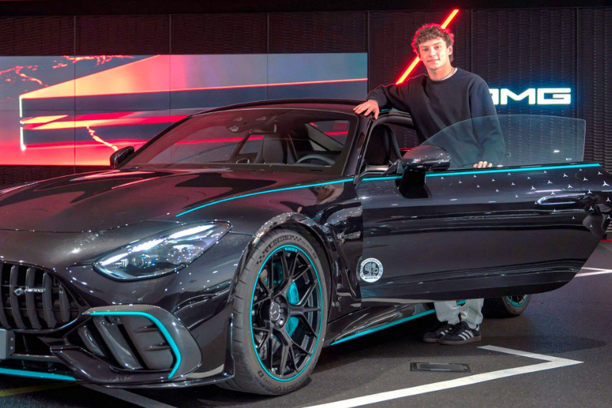 Formula 1: Τροχαίο για τον Κίμι Αντονέλι - Διέλυσε την πολυτελή Mercedes του (pic)