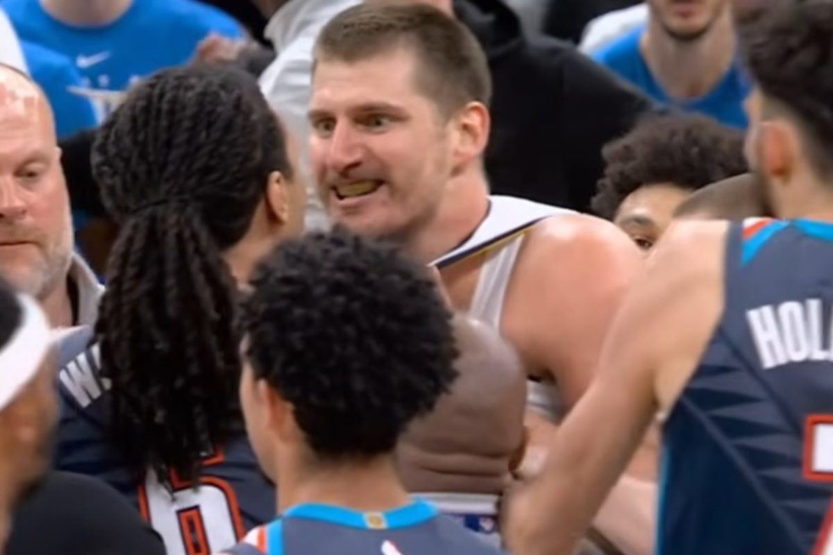 Έξω φρενών ο Νίκολα Γιόκιτς τα έβαλε με τη μισή ομάδα των Θάντερ (vid)