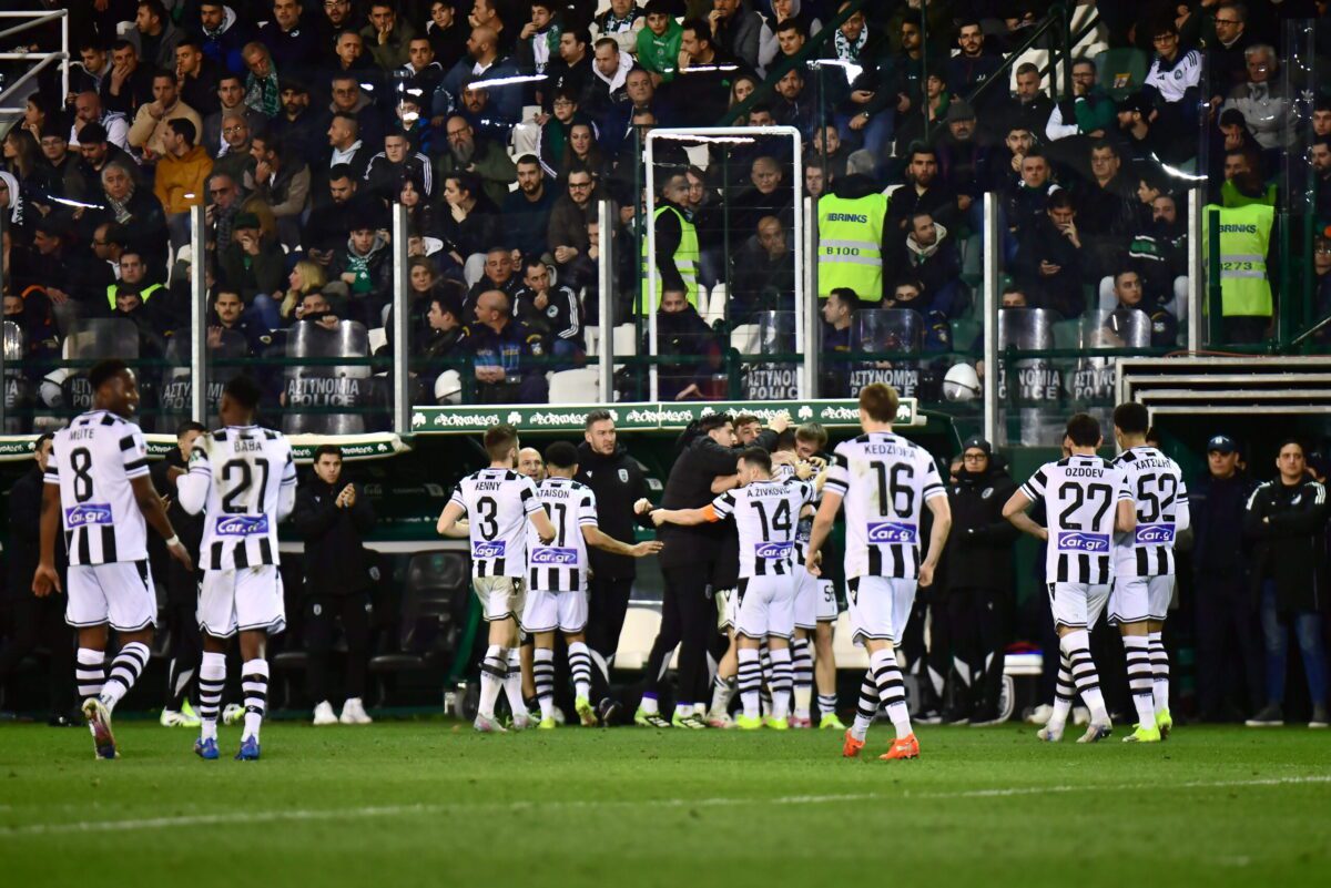 Το γκολ του Γιακουμάκη και η «ασπρόμαυρη» αγκαλιά (vid)