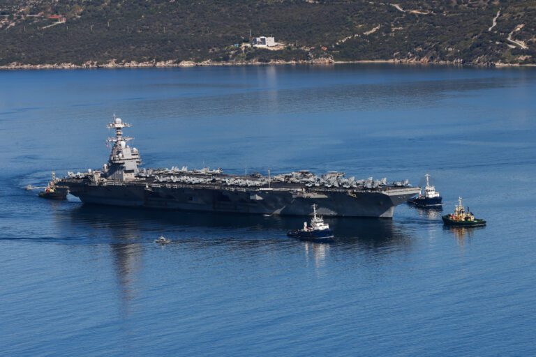 Σφραγίζεται η βάση στη Σούδα μετά τις απειλές του Ιράν