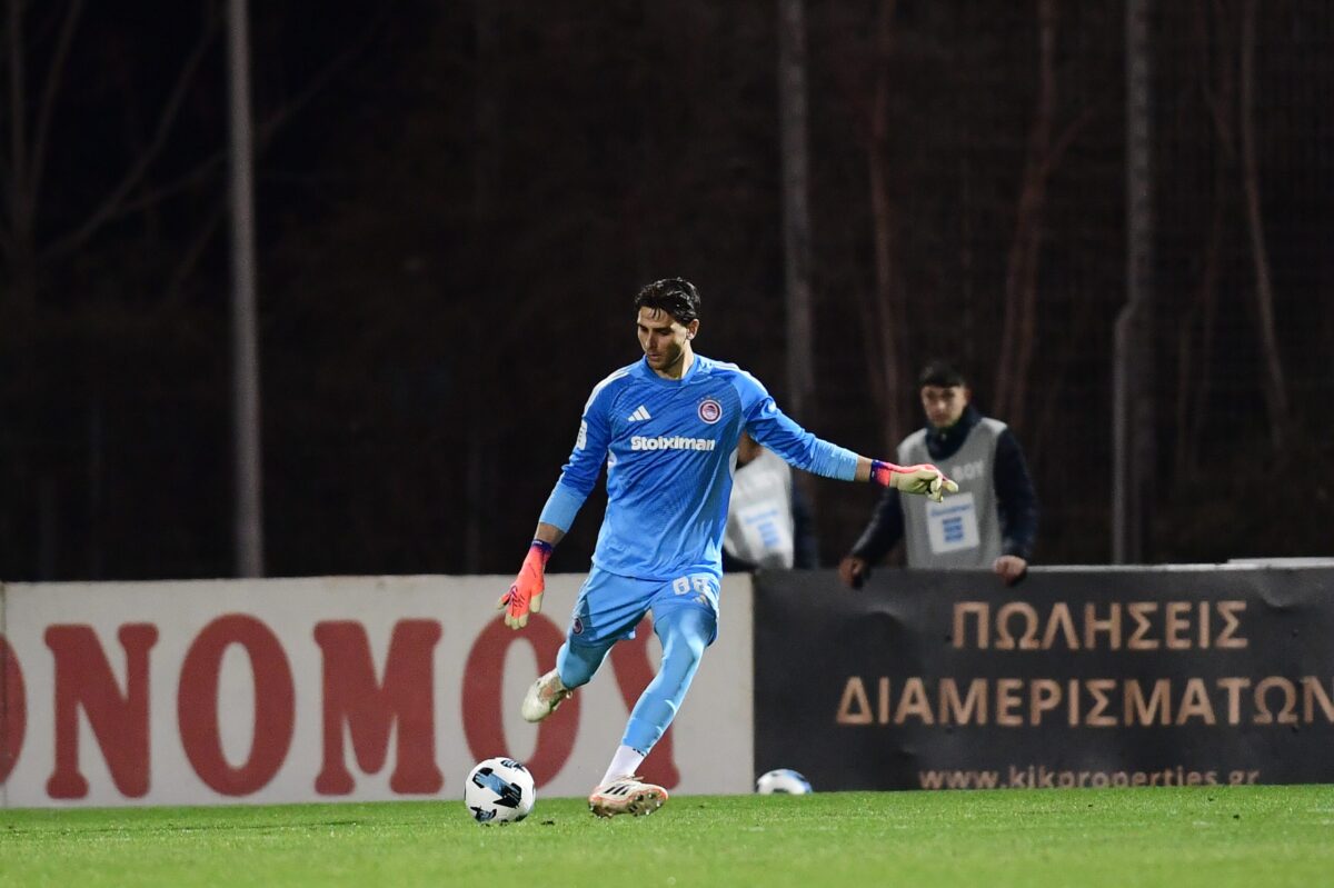 Ο Λεβαδειακός πήρε στο… ψηλό τον Τζολάκη: «Ρίξαμε και τις ζεϊμπεκιές μας» (vid)