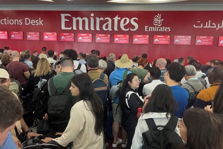 Αεροπορικό μπλακ άουτ στη Μέση Ανατολή - Χιλιάδες επιβάτες σε αναμονή