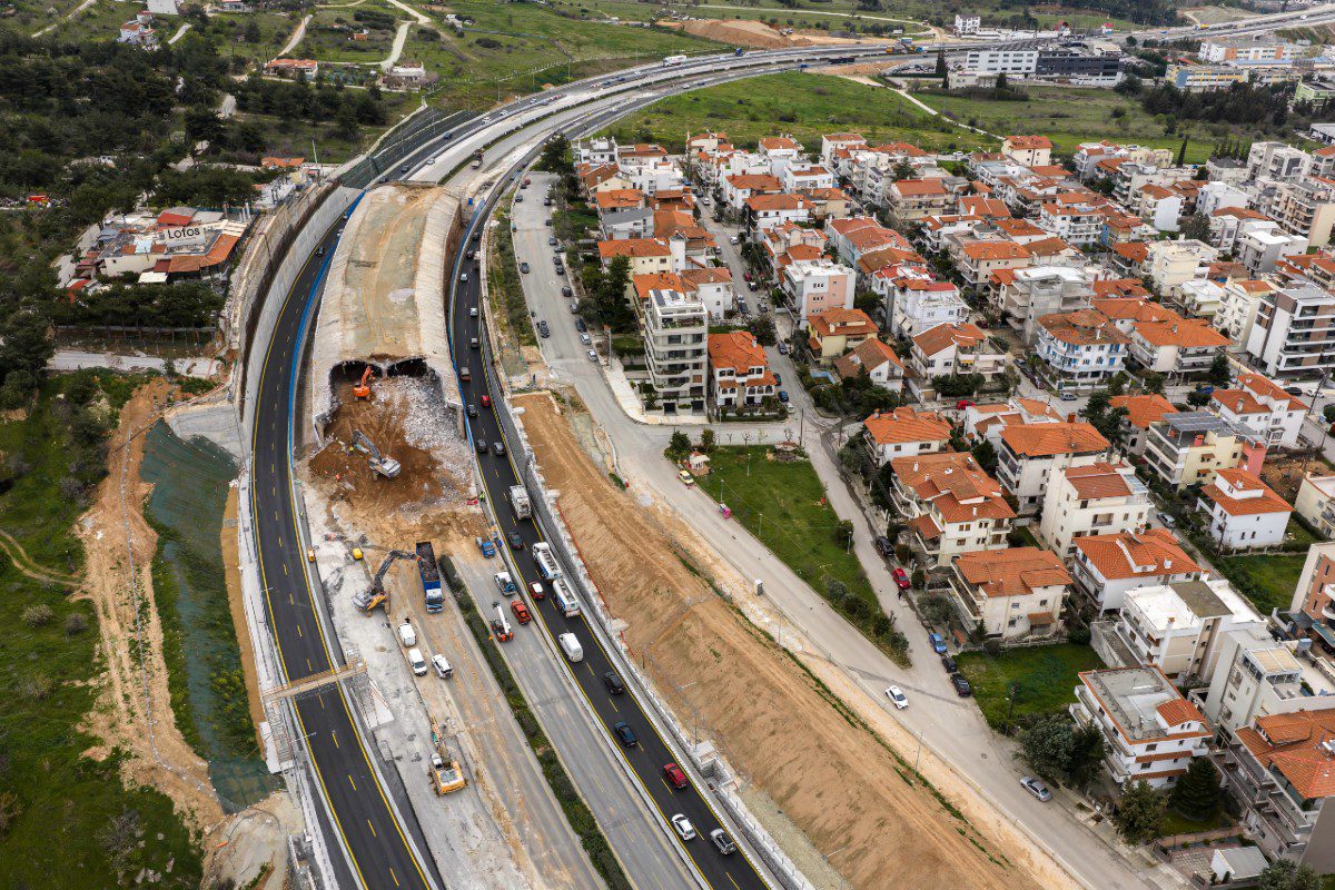 Θεσσαλονίκη: Διπλό «μπλόκο» στον Περιφερειακό λόγω Flyover - Πότε κλείνουν οι δρόμοι και πού θα γίνεται εκτροπή