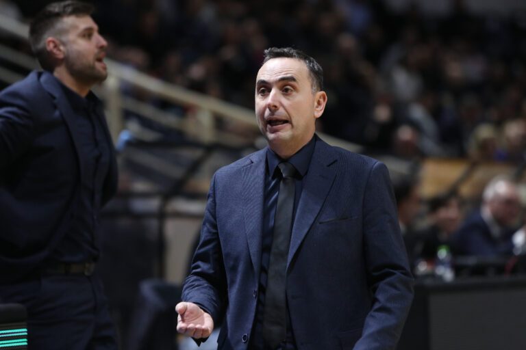 Μπούτσκος: «Ο Τρινκιέρι βοηθάει στο να χτιστούν οι δομές για την επόμενη μέρα» (vid)