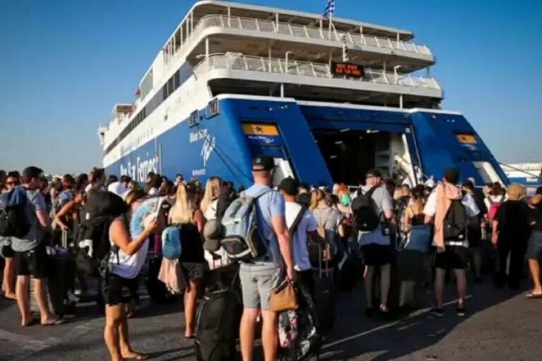 Στα ύψη τα ακτοπλοϊκά και τα αεροπορικά εισιτήρια λόγω του πολέμου – Οι ανατιμήσεις που προβληματίζουν
