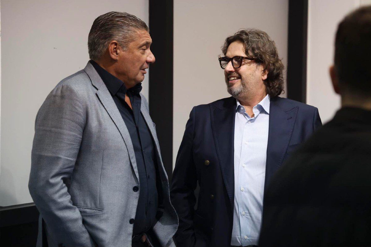 Ο agent των αστέρων στο πλευρό του ΠΑΟΚ - Η σημασία της παρουσίας Ραζνάτοβιτς