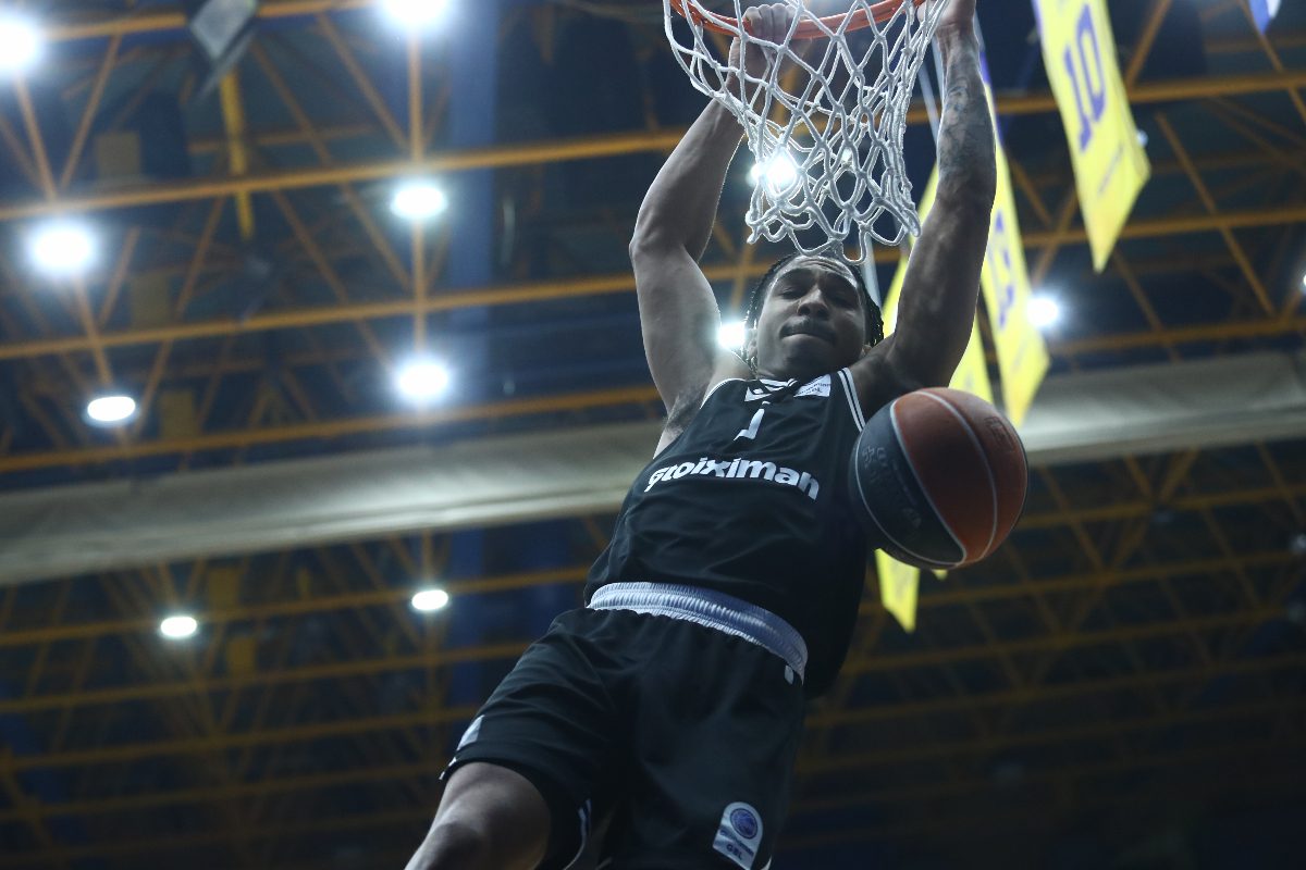 Αποθέωσε Ταϊρί η FIBA - «Πολύ γρήγορα από την άμυνα στην επίθεση