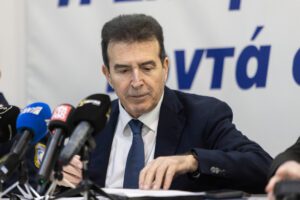 Χρυσοχοΐδης: «Ενδείξεις για οπαδικό κίνητρο στη δολοφονία του Κλεομένη»