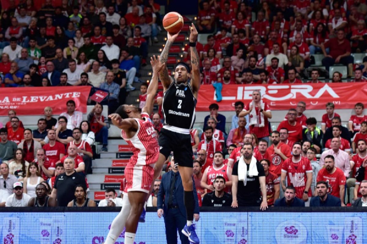 Η τριποντάρα του Μέλβιν που... ξέρανε τη Μούρθια (video)