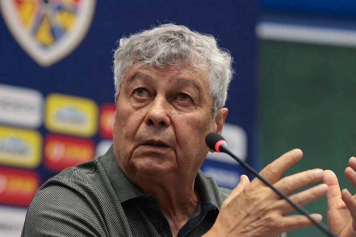 Μιρτσέα Λουτσέσκου: Η Ντιναμό Βουκουρεστίου αγωνίστηκε με φανέλες με το πρόσωπό του (pics)