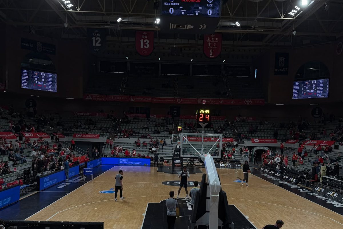 Τρέλα από ομάδα και οπαδούς στη Μούρθια μετά την επική πρόκριση (video)