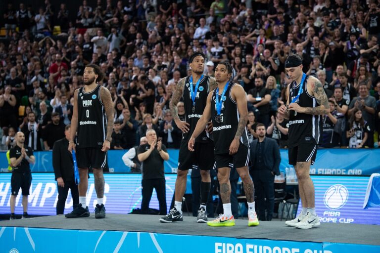 «Εμείς μαζί για μια ζωή…» – Η συγκινητική παρακάμερα του ΠΑΟΚ για τον τελικό (vid)