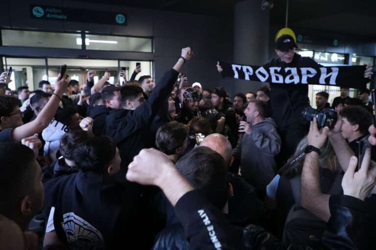 Έφτασε Θεσσαλονίκη ο ΠΑΟΚ μετά την επική πρόκριση στη Μούρθια - «Τρέλα» από τον κόσμο (pics-video)