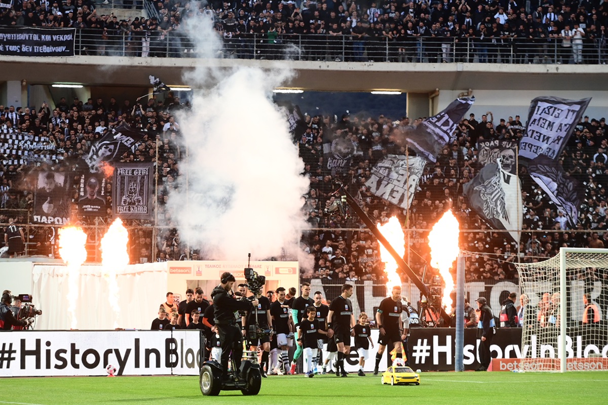 ΠΑΟΚ - ΟΦΗ: Ανησυχία στην κερκίδα των οπαδών του Δικεφάλου (pics)