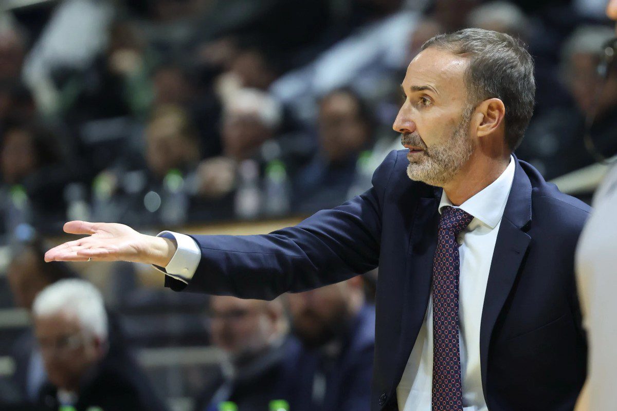 Ο Σίτο Αλόνσο αποκάλυψε ότι ο Ταϊρί έριξε άκυρο στη Μούρθια! «Ευτυχώς γιατί είναι χειρότερος του Ντε Τζούλιους»