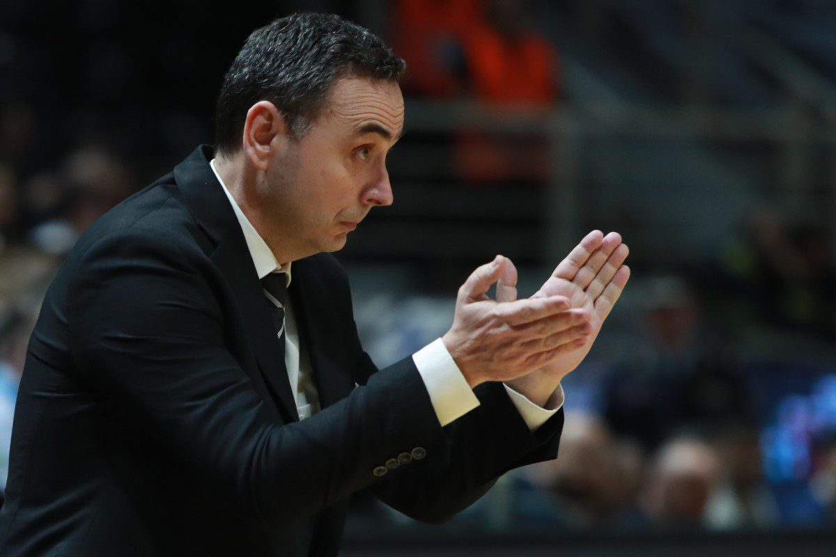 Μπούτσκος: «Τίποτα δεν θα γινόταν χωρίς την ενέργεια που μας έδωσε ο κόσμος - Αφοσιωνόμαστε στο παιχνίδι με τη Μούρθια»