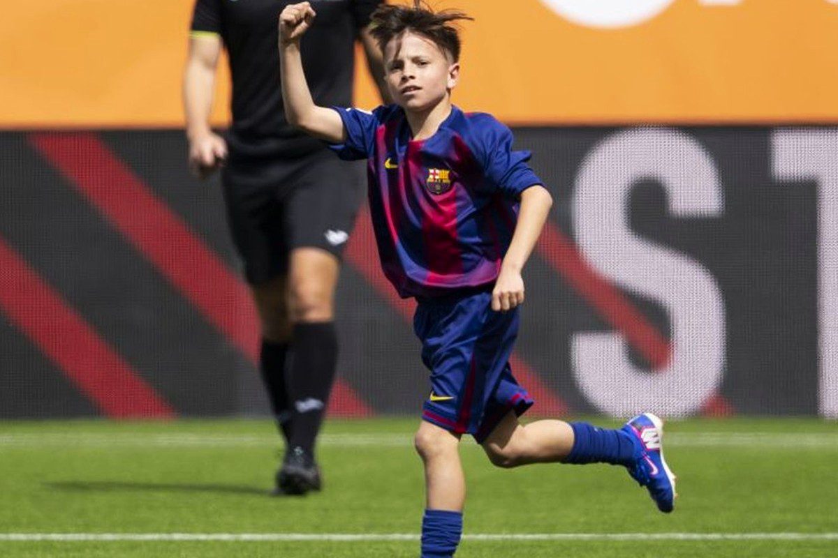 Ούγο Γκαλδεάνο: Βρήκε τον νέο Πέδρι η Μπαρτσελόνα - O 12χρονος νέος σταρ της Μασία τρελαίνει κόσμο! (video)