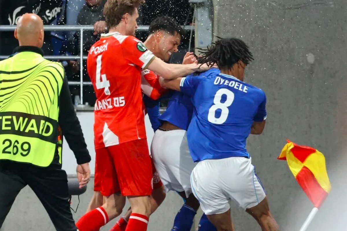 Χαμός στη λήξη του Στρασβούργο - Μάιντς: Η κίνηση που έφερε τη σύρραξη (video)