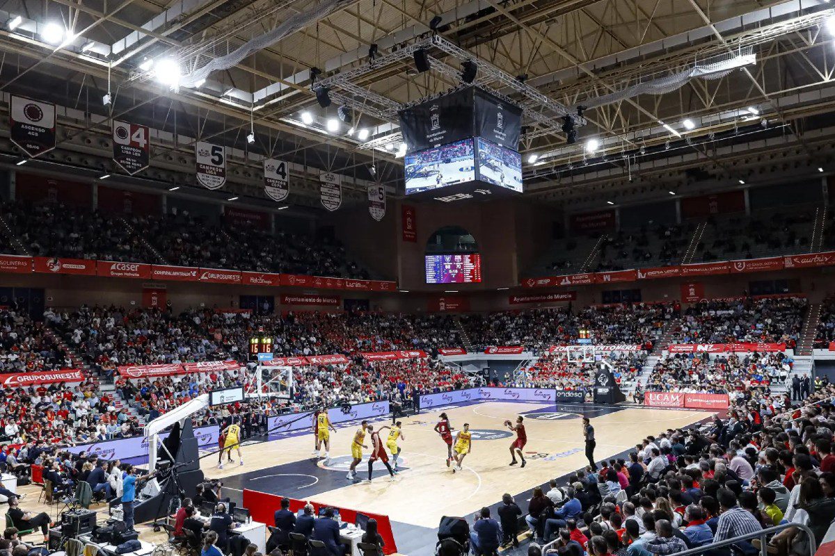 Μέσα στο «φρούριο» της Μούρθια ο ΠΑΟΚ - Εκεί που λύγισε και η Μπαρτσελόνα (pics)