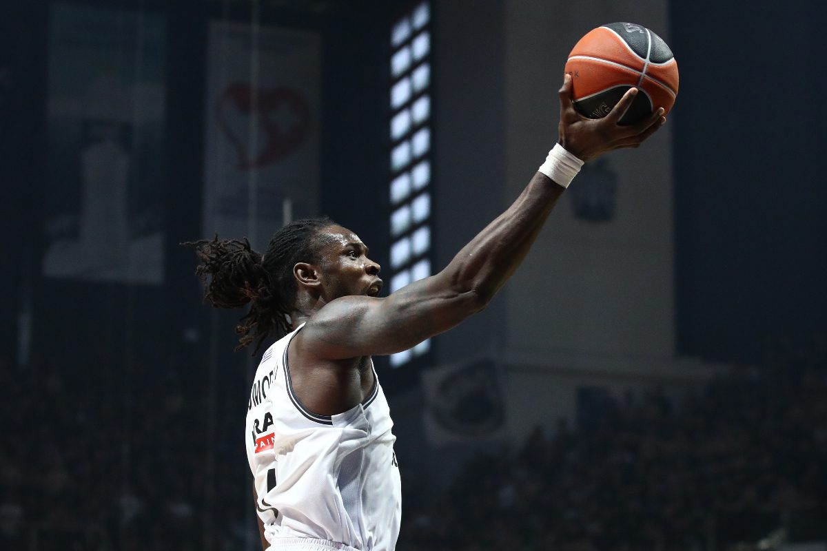 Καμία ανησυχία στον ΠΑΟΚ για Ομορούγι