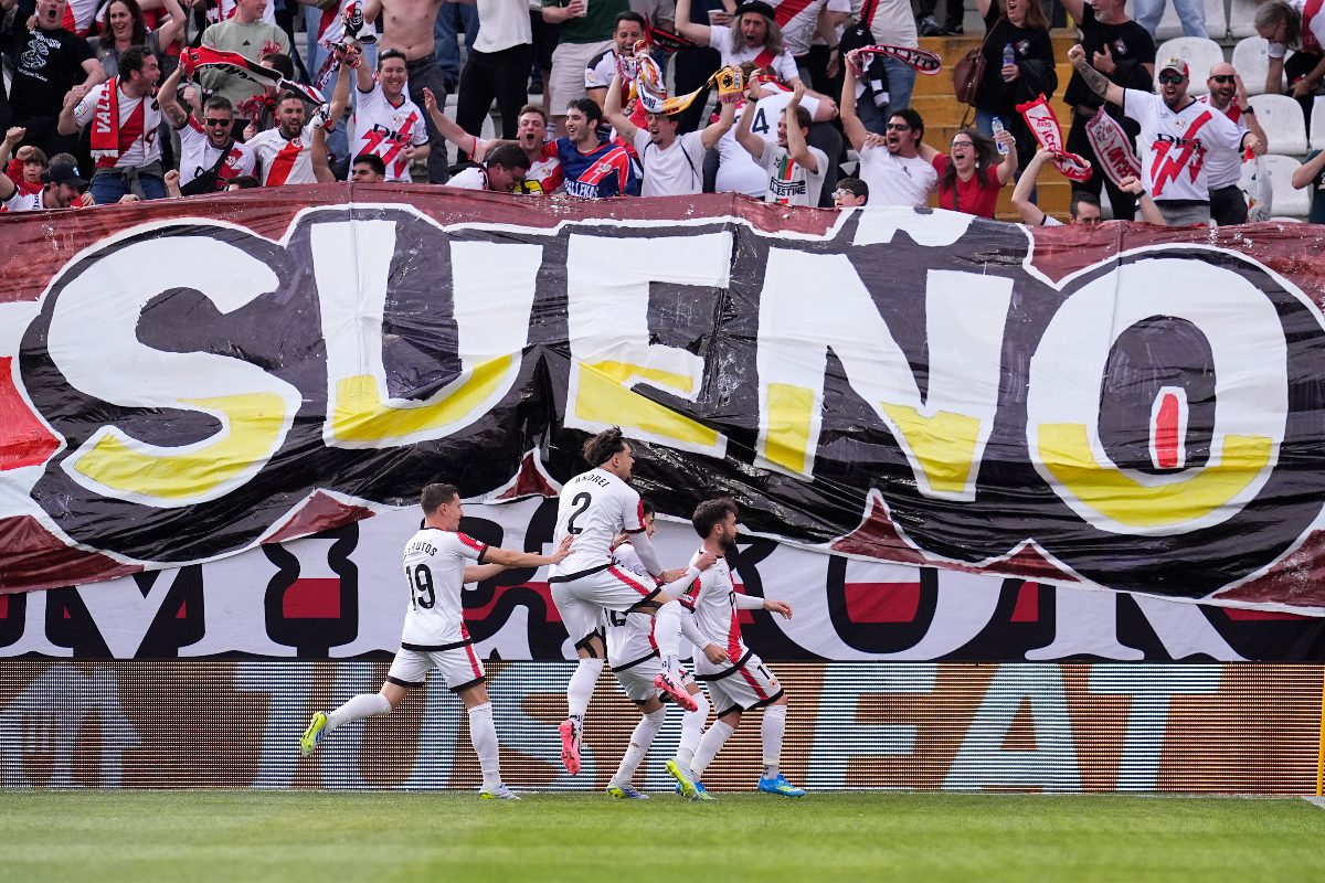 Έρμαιο στις ορέξεις της Ράγιο η ΑΕΚ που βλέπει την πρόκριση να απομακρύνεται (vids)