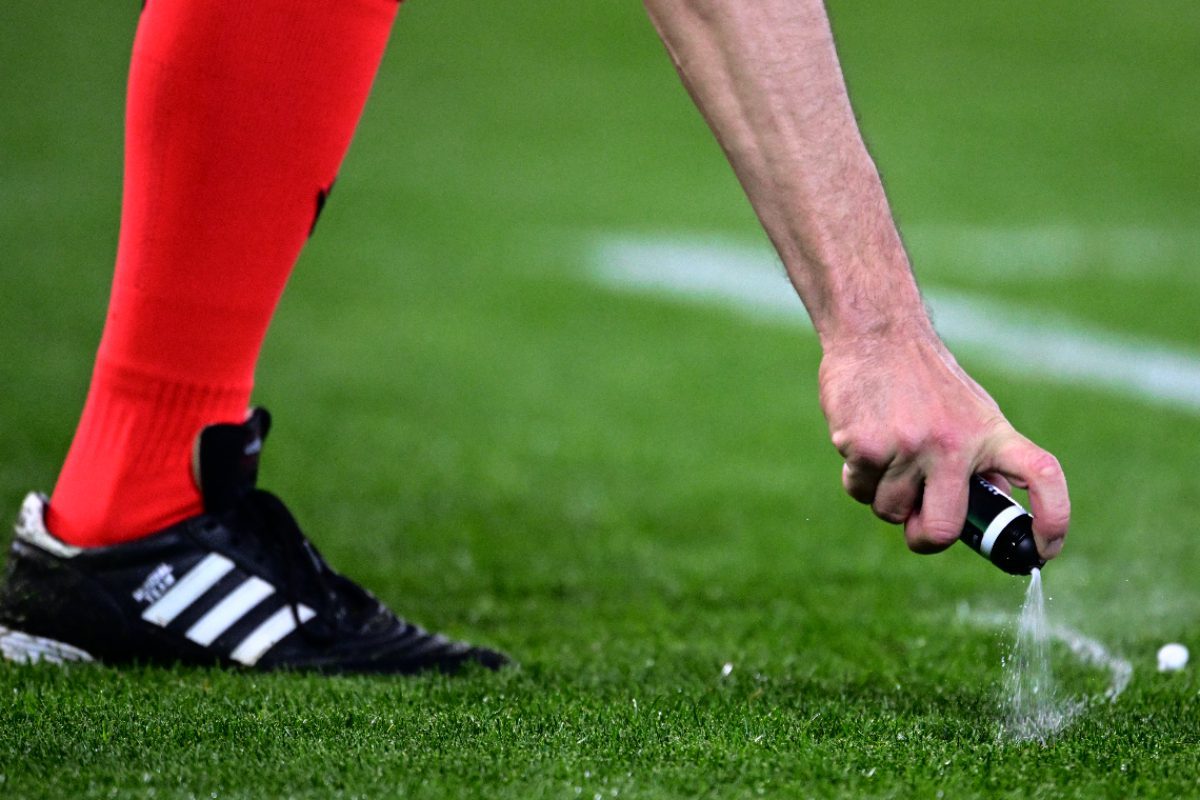 Σκάνδαλο στο ευρωπαϊκό ποδόσφαιρο: Διαιτητής της UEFA κατηγορείται για σεξουαλική επίθεση σε ανήλικο