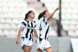 Με κόσμο ο τελικός Κυπέλλου γυναικών ανάμεσα σε ΠΑΟΚ και Αστέρα - VAR με έξοδα των ομάδων