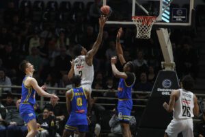 ΠΑΟΚ - Περιστέρι: Σκορ και θέαμα από τον Μέλβιν στο πρώτο ημίχρονο (video)